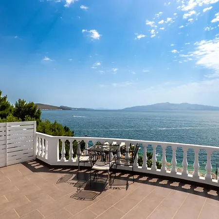Sejko 4* Sarande