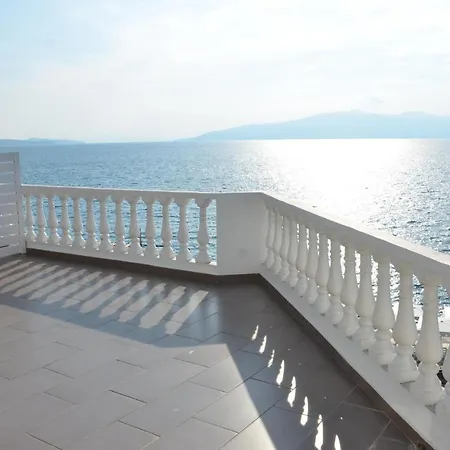 Sejko 4* Sarandë