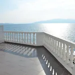 Sejko 4* Sarandë